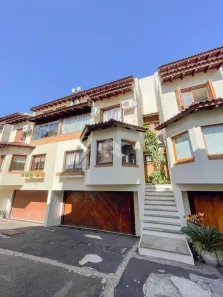 Casa de Condomínio com 4 Quartos à venda, 383m² no Vila Assunção, Porto Alegre