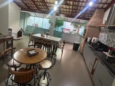 Casa com 3 Quartos à venda, 185m² no Morada da Colina, Uberlândia