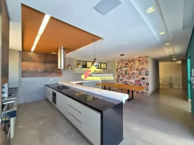Cobertura com 4 Quartos à venda, 363m² no Centro, Divinópolis