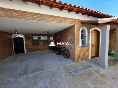 Casa com 3 Quartos à venda, 180m² no Mercês, Uberaba