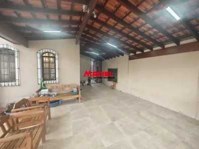 Casa com 3 Quartos à venda, 220m² no Bosque dos Eucaliptos, São José dos Campos