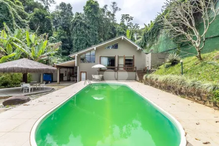 Casa com 3 Quartos à venda, 2230m² no Itanhangá, Rio de Janeiro