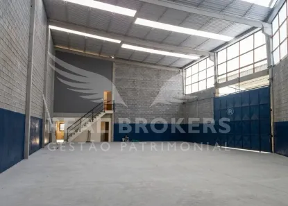 Galpão/Depósito/Armazém à venda, 600m² no Jardim Califórnia, Barueri