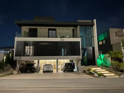 Sobrado com 5 Quartos à venda, 427m² no Condomínio Residencial Alphaville II, São José dos Campos