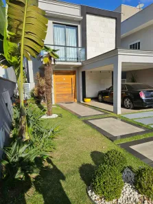 Sobrado com 3 Quartos à venda, 220m² no Fazenda Rodeio, Mogi das Cruzes