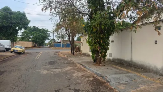 Casa com 3 Quartos para alugar, 95m² no Jardim Mariliza, Goiânia