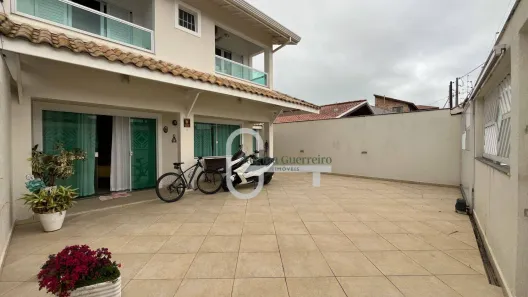 Casa com 4 Quartos à venda, 227m² no Balneário Stella Maris, Peruíbe