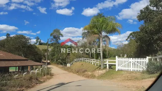 Fazenda/Sítio à venda, 250m² no , Pedra Bela