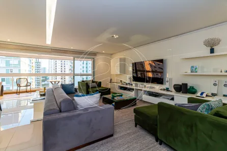 Apartamento com 3 Quartos à venda, 210m² no Moema, São Paulo