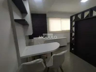 Sala Comercial para alugar, 15m² no Osvaldo Rezende, Uberlândia