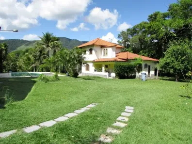 Fazenda/Sítio com 4 Quartos à venda, 4000m² no Papucaia, Cachoeiras de Macacu