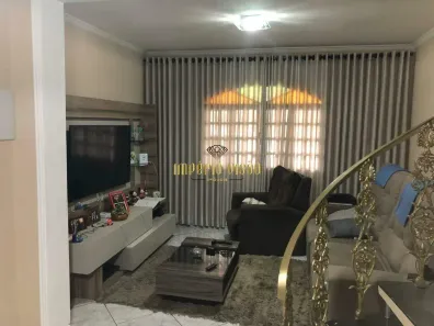 Sobrado com 3 Quartos à venda, 151m² no Vila Amélia, Poá