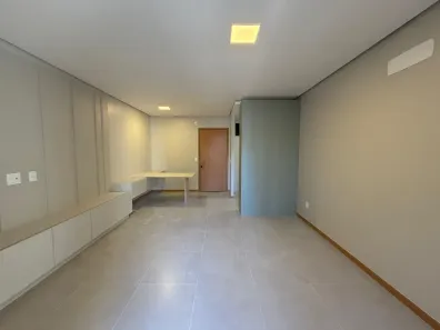 Apartamento com 3 Quartos para alugar, 72m² no Ponta Verde, Maceió