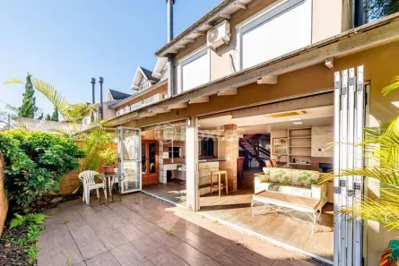 Casa de Condomínio com 3 Quartos à venda, 213m² no Jardim Carvalho, Porto Alegre