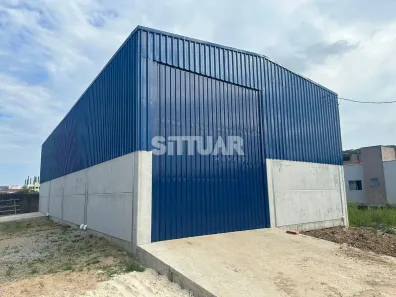 Galpão/Depósito/Armazém à venda, 210m² no São João (Margem Esquerda), Tubarão