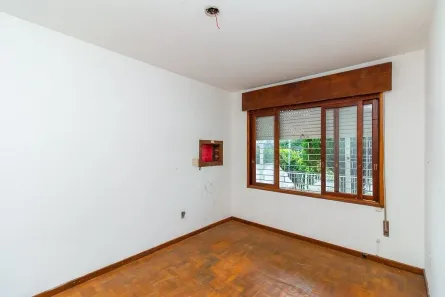 Casa com 3 Quartos à venda, 100m² no Medianeira, Porto Alegre