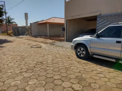 Lote/Terreno à venda, 690m² no Jardim das Aroeiras, Sales