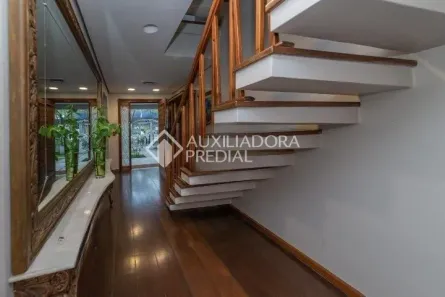 Casa de Condomínio com 5 Quartos à venda, 423m² no Três Figueiras, Porto Alegre