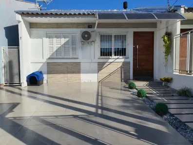 Casa com 2 Quartos à venda, 67m² no Hípica, Porto Alegre