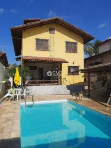 Casa com 3 Quartos à venda, 300m² no Planalto, Belo Horizonte