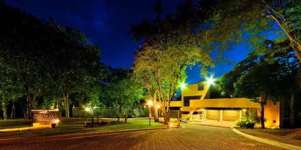 Casa de Condomínio com 4 Quartos à venda, 660m² no Esperança, Londrina