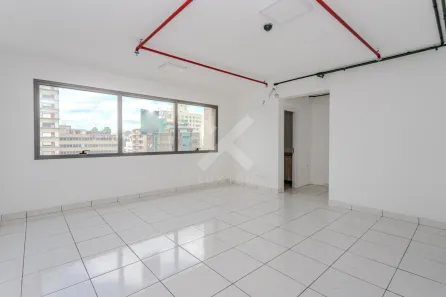 Sala Comercial à venda, 43m² no Independência, Porto Alegre