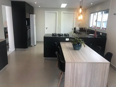 Casa de Condomínio com 4 Quartos à venda, 330m² no Alphaville, Santana de Parnaíba