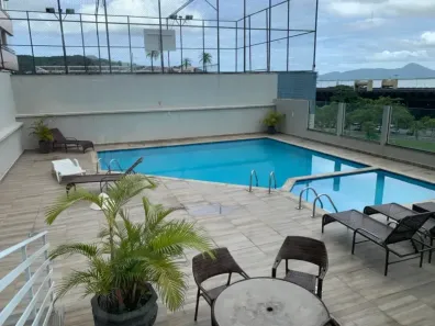 Apartamento com 3 Quartos à venda, 106m² no Centro, Florianópolis
