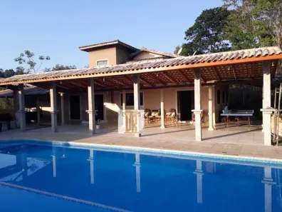 Fazenda/Sítio com 3 Quartos à venda, 33200m² no Centro, Caçapava