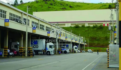 Galpão/Depósito/Armazém para alugar, 1645m² no Itaqui, Itapevi