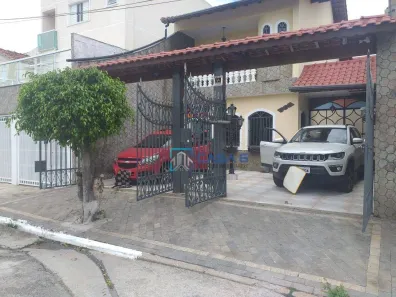 Sobrado com 3 Quartos à venda, 182m² no Vila Carrão, São Paulo
