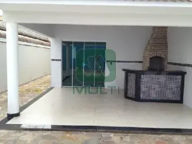 Casa de Condomínio com 5 Quartos para alugar, 277m² no Jardim Inconfidência, Uberlândia