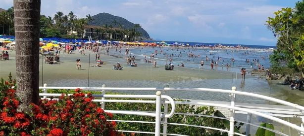 Casa de Condomínio com 5 Quartos à venda, 421m² no Balneário Praia do Pernambuco, Guarujá