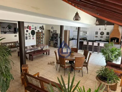 Fazenda/Sítio com 3 Quartos à venda, 246m² no Jardim Nova Rio Claro, Rio Claro