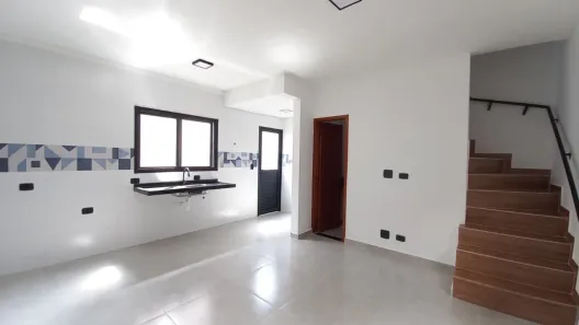 Casa de Condomínio com 2 Quartos à venda, 52m² no Caiçara, Praia Grande