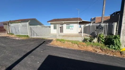 Casa com 2 Quartos para alugar, 50m² no Colônia Murici, São José dos Pinhais