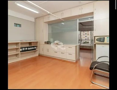Sala Comercial à venda, 62m² no Centro Histórico, Porto Alegre