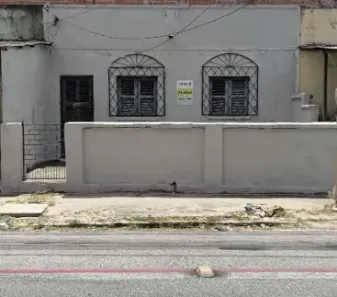 Casa com 3 Quartos para alugar, 70m² no Jóquei Clube, Fortaleza