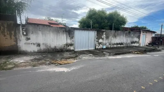 Casa com 2 Quartos à venda, 98m² no Gameleira, Horizonte