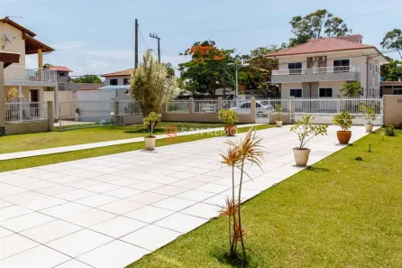 Casa com 5 Quartos para alugar, 312m² no Campeche, Florianópolis