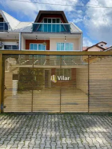 Sobrado com 4 Quartos à venda, 234m² no Capão da Imbuia, Curitiba