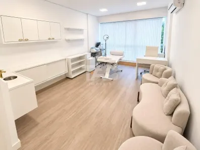 Sala Comercial à venda, 48m² no Fazendinha, Itajaí