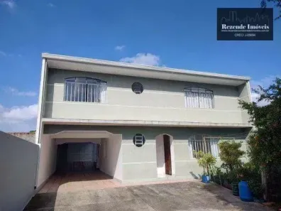 Sobrado com 5 Quartos à venda, 220m² no Xaxim, Curitiba