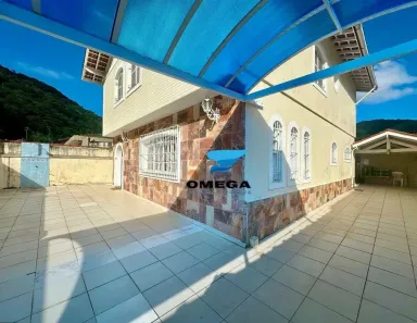 Casa com 6 Quartos à venda, 270m² no Guaiúba, Guarujá