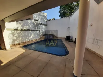 Casa com 3 Quartos à venda, 280m² no Jardim Peri Peri, São Paulo