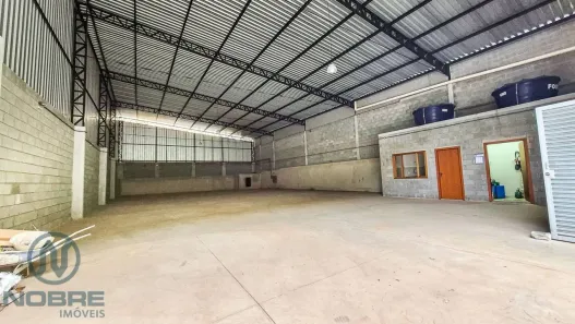 Galpão/Depósito/Armazém para alugar, 465m² no Meudon, Teresópolis