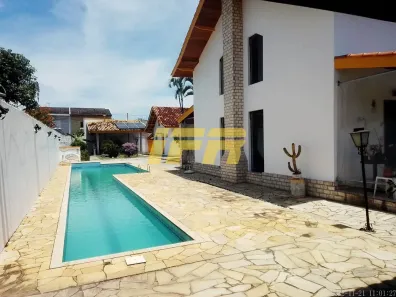 Casa com 3 Quartos à venda, 325m² no Parque Esperança, Taubaté