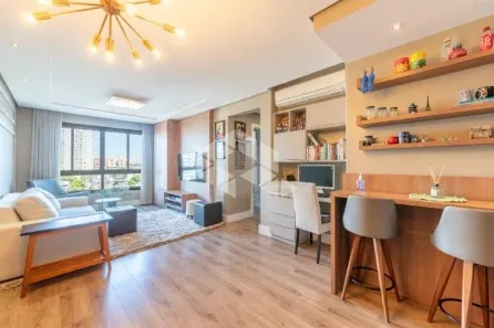 Apartamento com 2 Quartos à venda, 72m² no Passo da Areia, Porto Alegre