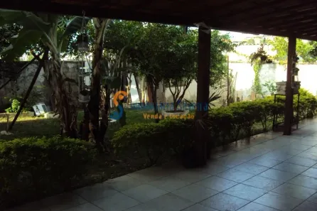 Casa com 5 Quartos à venda, 240m² no Goiânia, Belo Horizonte