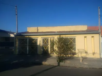 Casa com 3 Quartos à venda, 170m² no Jardim Nacional, Marília